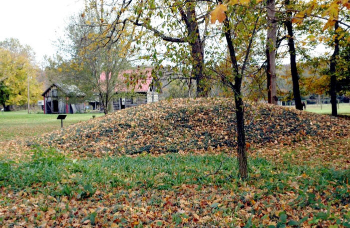 Henderson Hall Indian Mounds